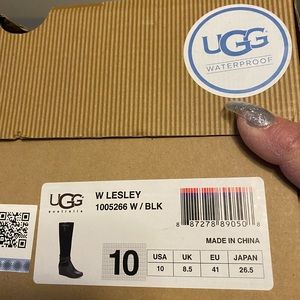 Like New Size 10 Women’s Ugg Boots EUC Only Wore Once